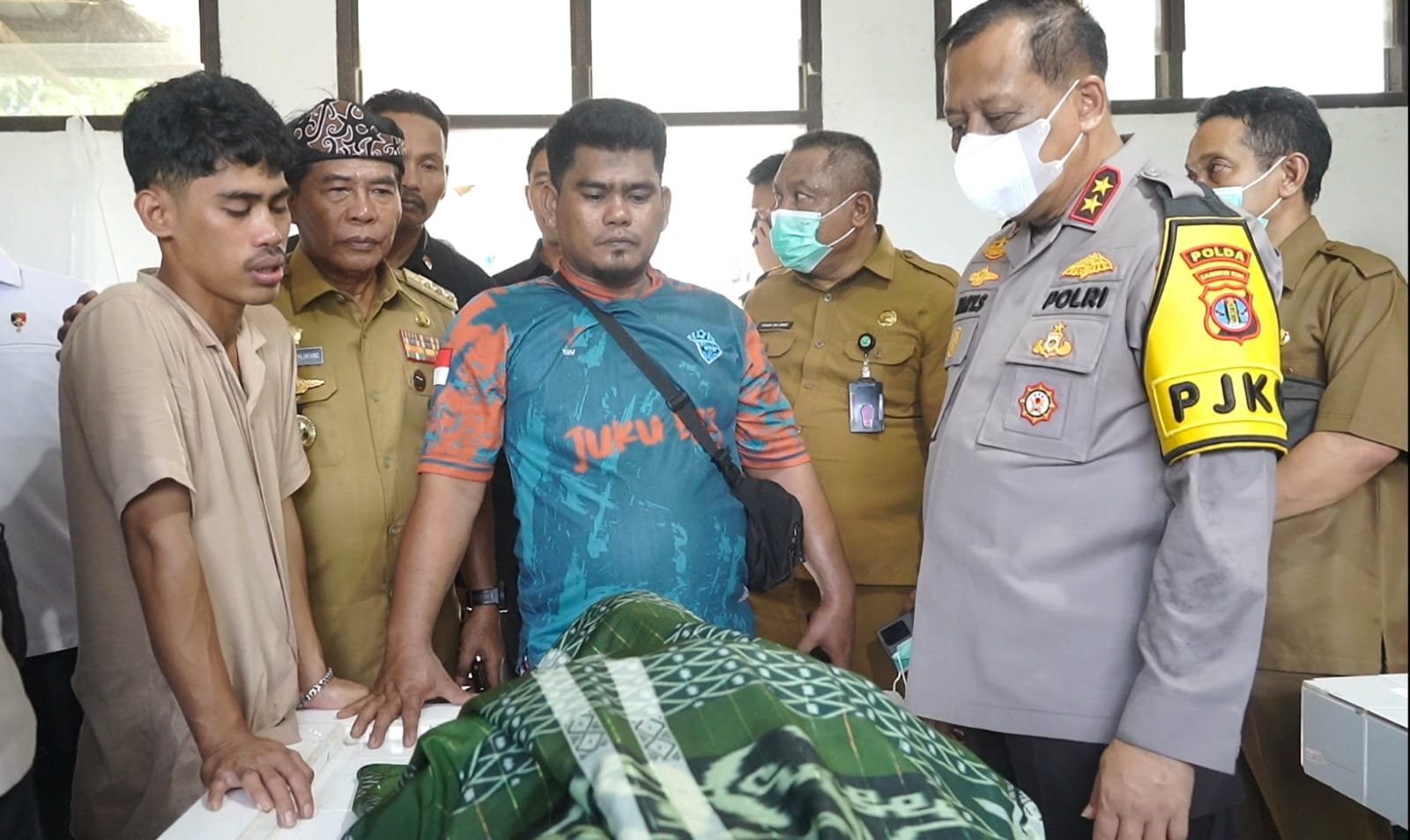 Gubernur Zainal Paliwang Tegaskan Speedboat Wajib Lengkapi Alat Keselamatan dan Manifest