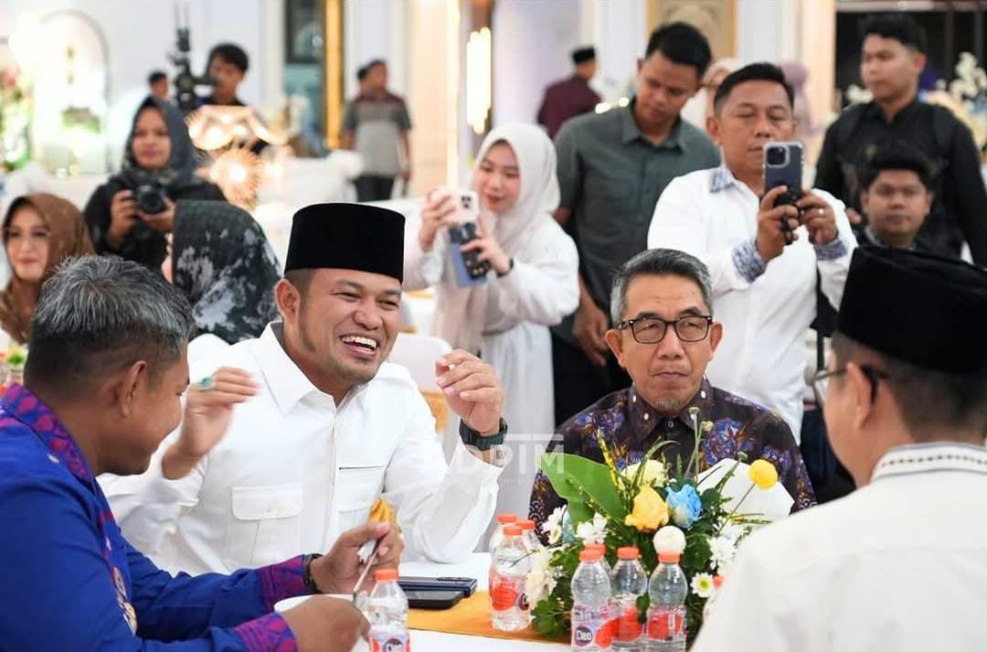 Silaturahmi di Momen Open House, Gubernur Minta Komponen Daerah Gandengan Tangan Bangun Kaltim   