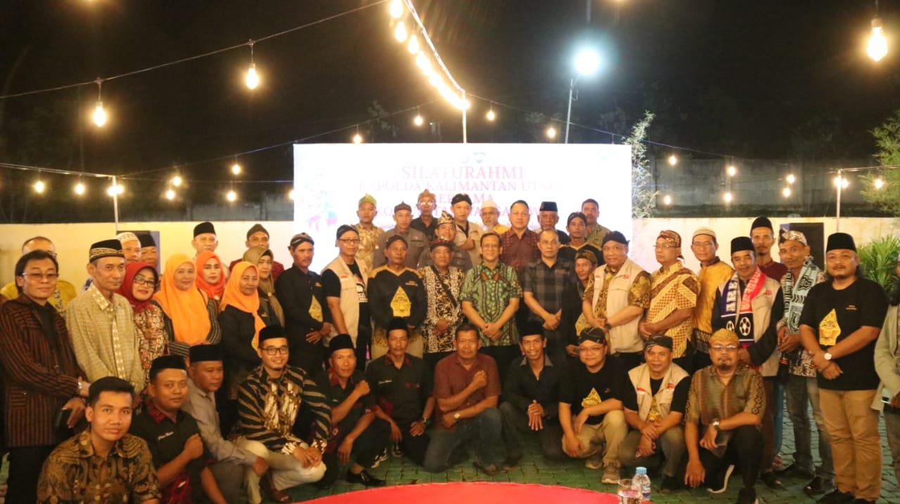 Kapolda Kaltara Sampaikan Pesan Kebersamaan dalam Silaturahmi Bersama Warga Jawa   