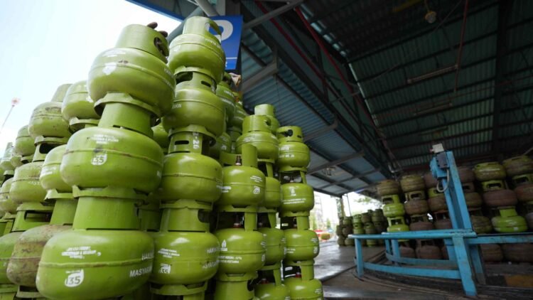Jaga Pasokan LPG di Mahakam Ulu, Pertamina Patra Niaga Menjamin Ketersediaan Energi Hingga ke Pelosok Negeri