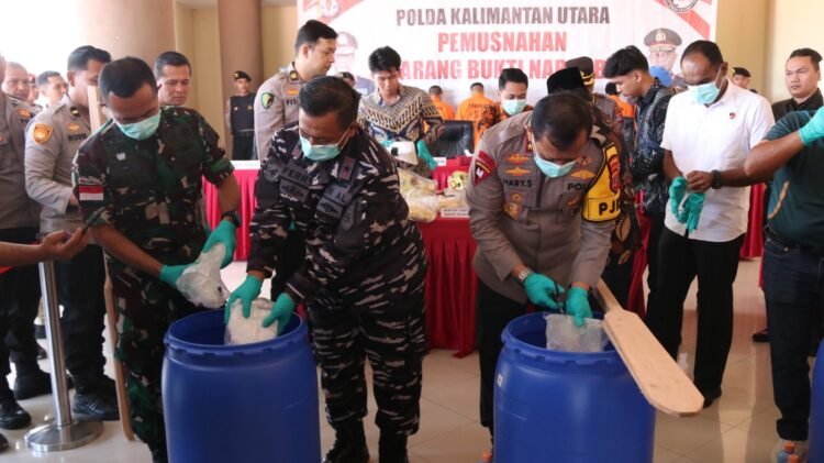 Polda Kaltara Laksanakan Pemusnahan Barang Bukti Narkotika Seberat 16,8 Kg Sabu