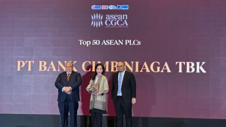 CIMB Niaga Kembali Raih Penghargaan Top 50 Perusahaan Terbuka ASEAN Terbaik   