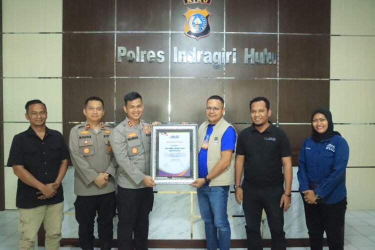 Kapolres Inhu Terima Penghargaan JMSI, Bahas Penguatan Sinergi Informasi dan Ketahanan Pangan