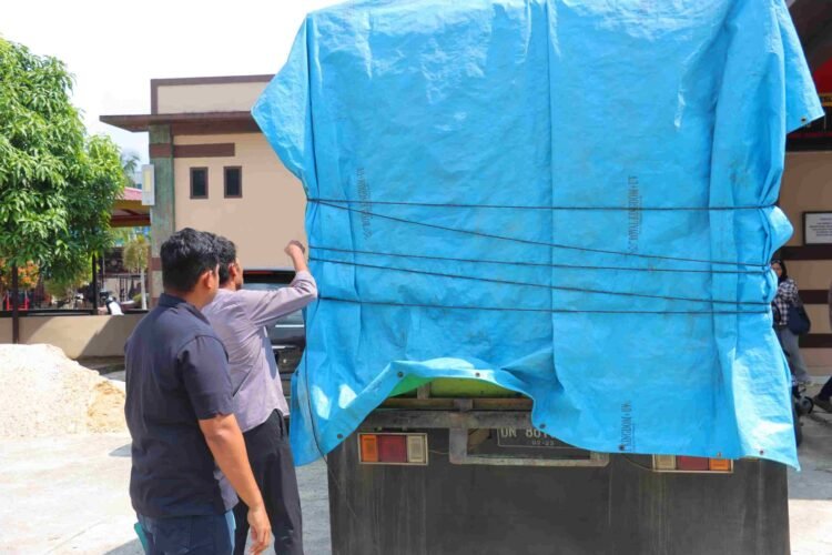 Balpres Ilegal Disita, Polisi Amankan Truk Pengangkut di KM 12 Bulungan   