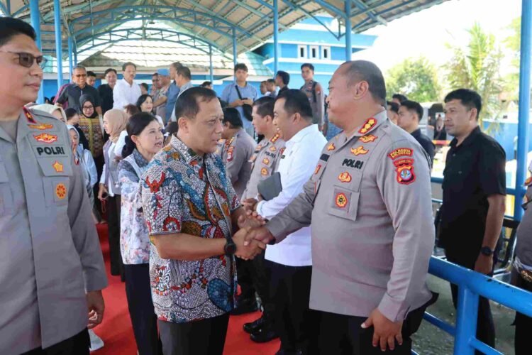 Suasana Haru Warnai Pelepasan Kapolda Kaltara Irjen Pol. Hary Sudwijanto, Kapolresta Bulungan : “Beliau Adalah Sosok Pemimpin yang Sangat Membimbing Kami”