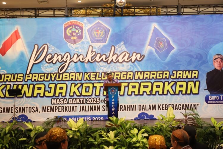 Gubernur Ajak Pakuwaja Tarakan Jaga Budaya dan Semangat Persatuan   