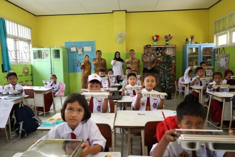 Wali Kota Tarakan Resmikan Dapur SPPG dan Launching Program Makan Bergizi Gratis   