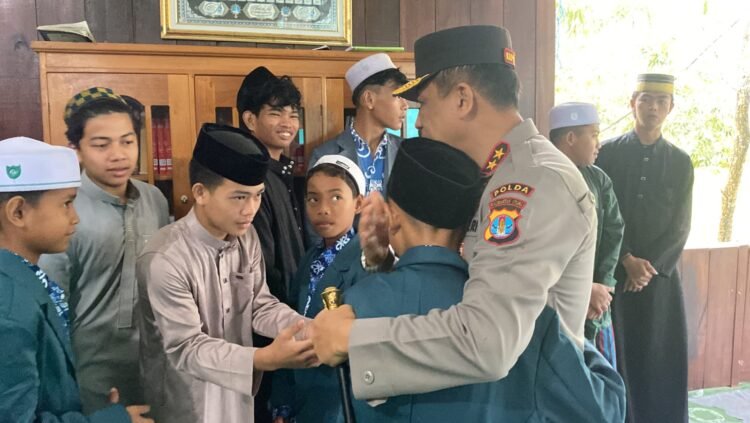 Kapolda Kaltara Gelar Bakti Sosial di Pondok Pesantren Fatimah Az-Zahra Tanjung Selor