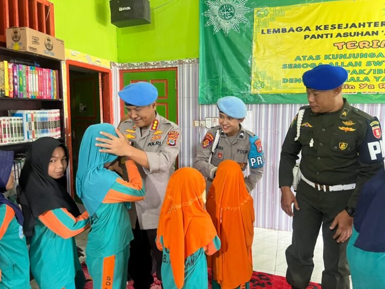 Bidpropam Polda Kaltara Bersama TNI dan Polres Nunukan Salurkan Bantuan Sosial ke Panti Asuhan Ruhama Aisyiyah