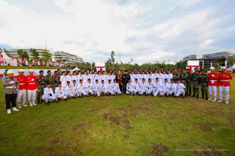 HUT ke-80 RI di IKN: Penurunan Bendera Merah Putih Teguhkan Semangat Persatuan dan Gotong Royong