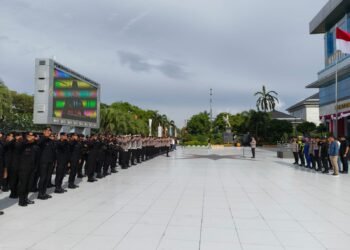 Brimob Samarinda Amankan Aksi Unjuk Rasa Ojek Online di Kantor Gubernur Kaltim