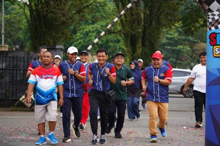 Semarak Program SEBUSE Sikat Po’, Cara Seru Pekerja Kilang Unit Balikpapan Jalani Gaya Hidup Sehat