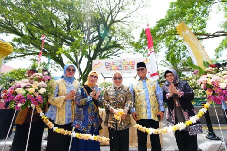 Menteri PPPA Luncurkan Program Ruang Bersama Indonesia di Balikpapan