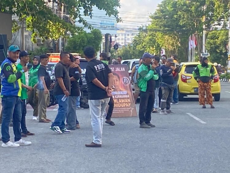 Ratusan Driver Ojol Balikpapan Gelar Solidaritas untuk Affan Kurniawan   