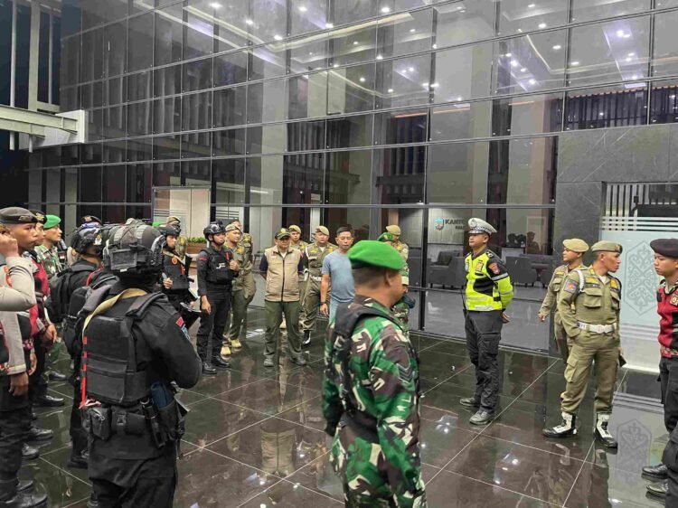 Patroli Gabungan TNI-Polri Jaga Kondusifitas Wilayah Bulungan