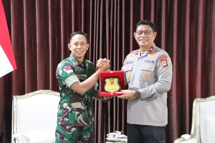Kapolda Kaltara Menerima Kunjungan Silahturahmi Danrem 092/Maharajalila, Perkuat Sinergi dan Kolaborasi Antar Instansi