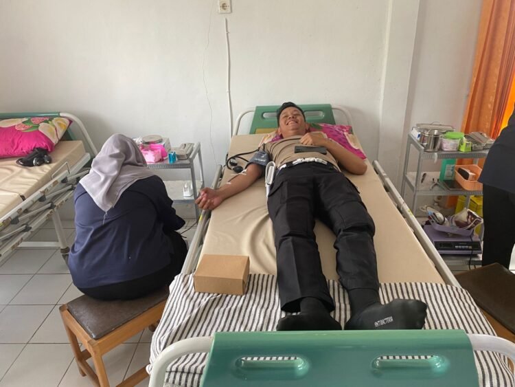 HUT Lalu Lintas ke-70, Satlantas Polresta Bulungan Gelar Donor Darah di PMI   