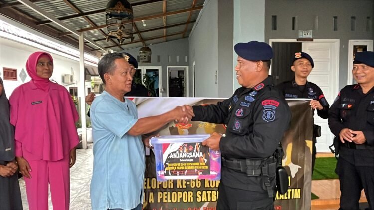 HUT Pelopor Ke-66, Batalyon A Brimob Kaltim Gelar Anjangsana ke Paramob, Warakawuri dan Personel Sakit Menahun