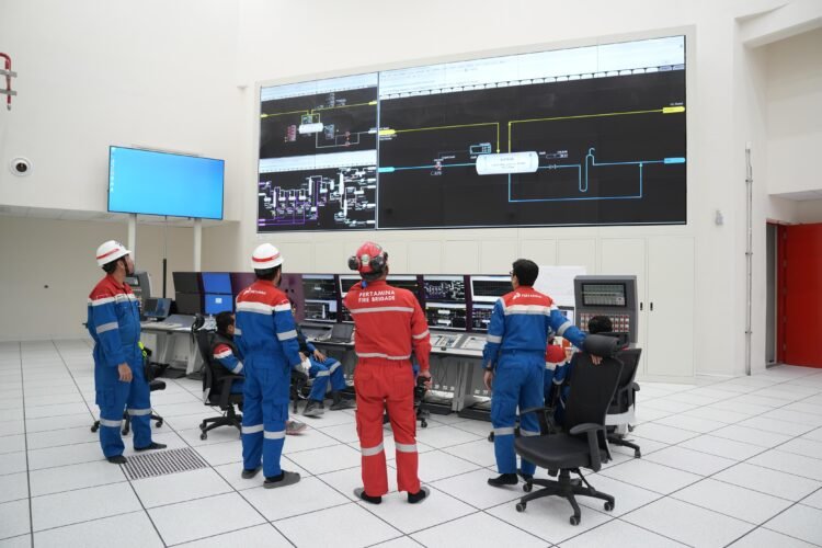 Pekerja dan Manajemen PT KPB Rapatkan Barisan, Kawal Uji Coba Awal Pengoperasian Kilang