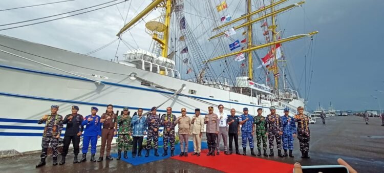 Empat Hari di Tarakan, KRI Bima Suci Gelar Kirab hingga Open Ship