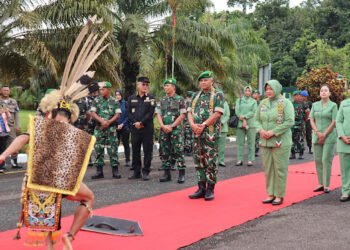 Pangdam VI/Mulawarman Kunjungi Kodim 0910 Malinau, Tegaskan Prajurit Harus Memberi Rasa Aman