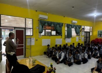 Polresta Bulungan Gelar Sosialisasi Etika Berlalu Lintas di SMPN 01 Tanjung Selor
