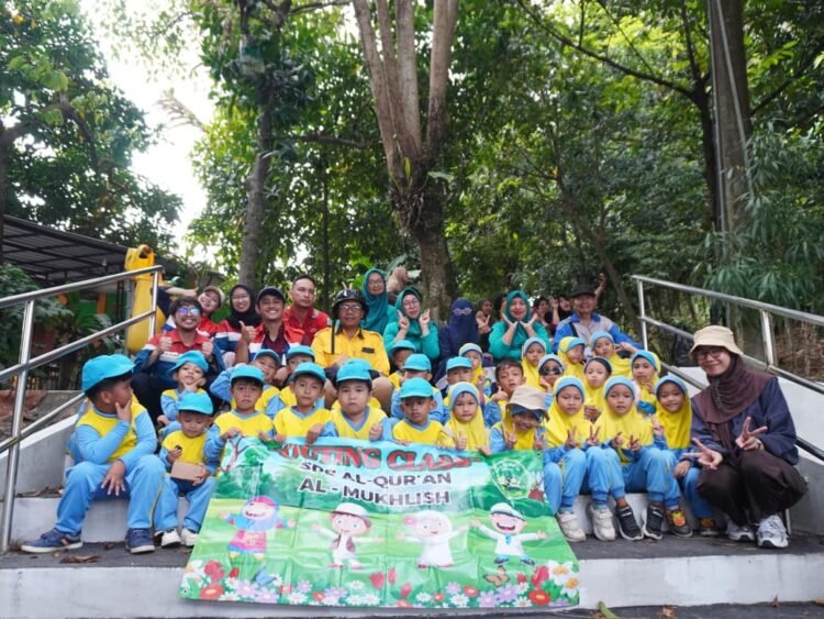 Tanamkan Cinta Lingkungan, Pertamina Patra Niaga Regional Kalimantan Gelar Edukasi Hijau untuk Anak-anak di Hutan Kota