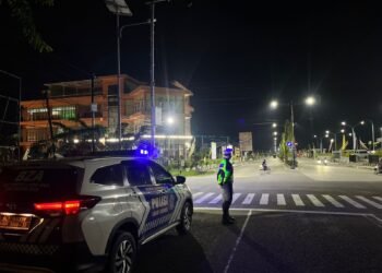 Gelar Patroli Blue Light, Warga Diingatkan Tertib Berlalu Lintas