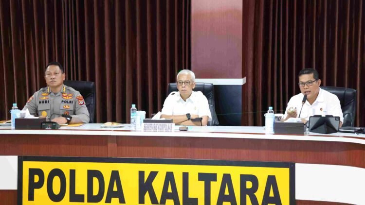 Kapolda Kaltara Sambut Kedatangan Tim Kompolnas di Polda Kaltara