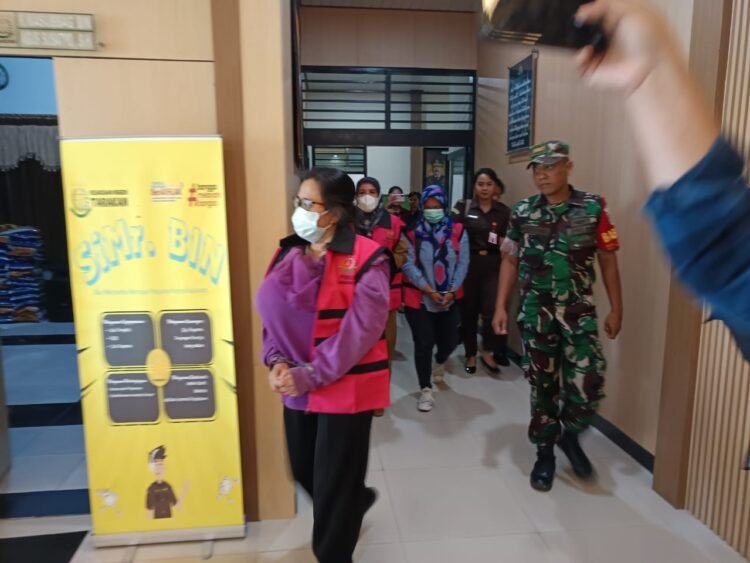 Tiga Tersangka Korupsi KUR Ditahan, Satu dalam Pengawasan Dokter