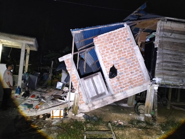 Detik-Detik Tarakan Diguncang Gempa, Rumah Roboh dan Pasien Dievakuasi