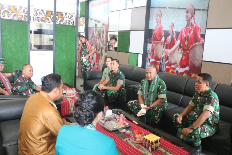 Kunjungan Kerja Pangdam VI/Mulawarman di Kutai Barat, Tegaskan Komitmen TNI Dukung Pembangunan Daerah