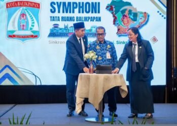 Aksi Nyata Warga Balikpapan, Bersama Wali Kota Menjaga Lingkungan