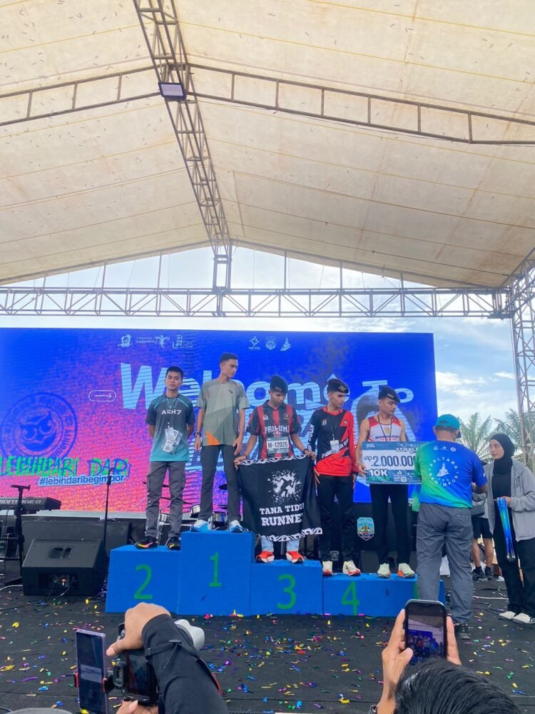 Personel Polda Kaltara Raih Podium di Lomba Lari Kaltara Begimpor Malom 2025