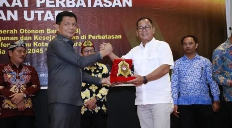 Muhammad Nasir Tekankan Sinergi Masyarakat dan Pemerintah di Wilayah Perbatasan