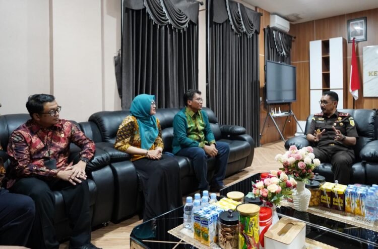 Tongkat Estafet Berganti, Sinergi Tetap Terjaga: PLN Audiensi dengan Kejati Kaltara