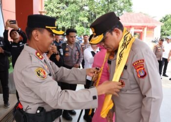Kapolda Kaltara Lakukan Kunjungan Kerja di Polres Tana Tidung, Resmikan Fasilitas dan Berikan Arahan Kepada Persone