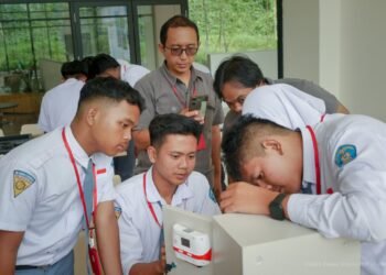 IKN Cetak Generasi Muda Energi Bersih Lewat Pelatihan Desain dan Pemeliharaan PLTS untuk Siswa SMK