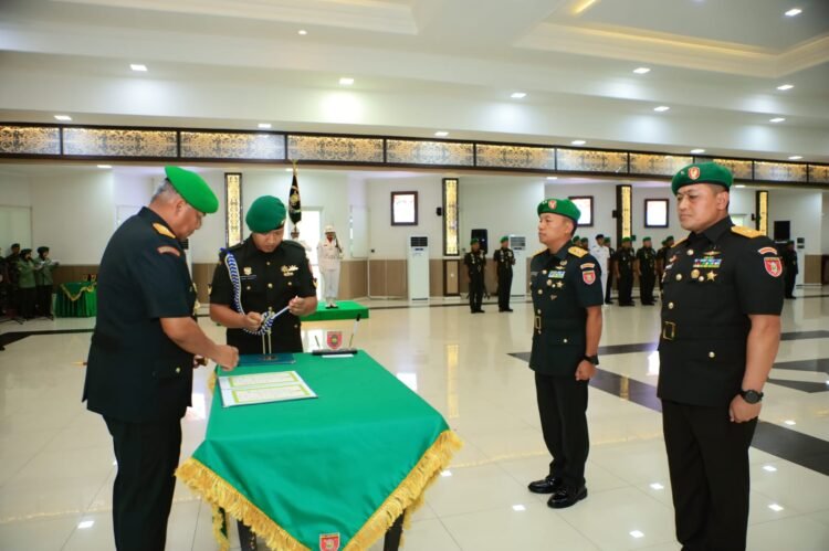 Pangdam VI/Mulawarman Pimpin Sertijab Kasdam dan Tradisi Satuan: Profesional, Adaptif, Berkelanjutan
