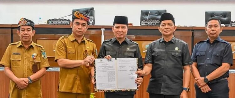 Paripurna DPRD Kaltara Setujui RUED dan Propemperda 2026