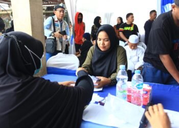Perkuat Kepedulian Sosial, YBM PLN UID Kaltimra Hadirkan Aksi Nyata melalui Program Khitan Massal, Bantuan Muslimah Tangguh dan Apresiasi Guru