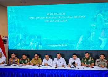 Pemerintah Pastikan Bantuan Sosial dan Logistik Tersalurkan Cepat bagi Korban Bencana di Sumatra
