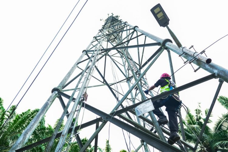 Trafik Melonjak Double Digit, Indosat Jaga Keandalan Jaringan di Periode Tahun Baru   