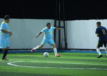 Jalin Silaturahmi, Gubernur Pimpin Laga Persahabatan Bulungan Legend vs Sumbawa Legend 