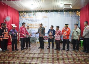 Polsek Long Peso Dukung Perayaan Natal Pekerja GKII Kayan Hilir