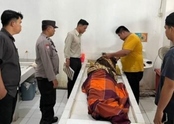 Pria 35 Tahun Ditemukan Tak Bernyawa di Rumah Kontrakan Teluk Bayur