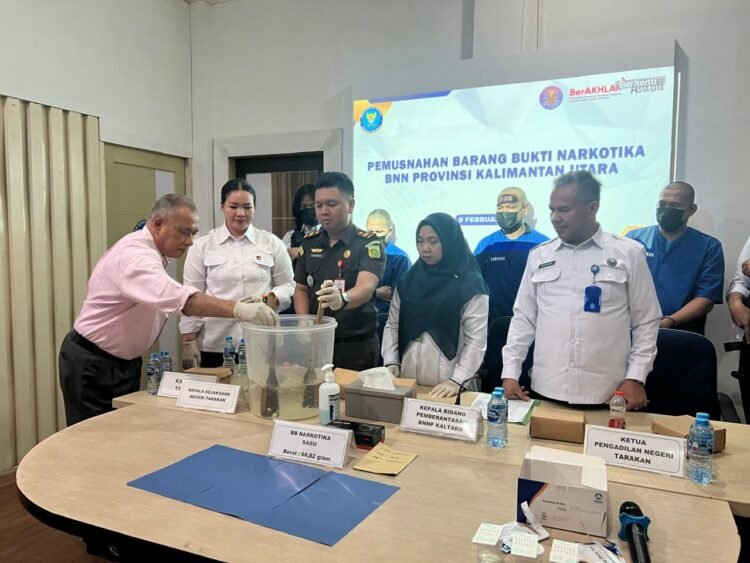 Empat Tersangka, Puluhan Gram Sabu Dimusnahkan BNNP Kaltara