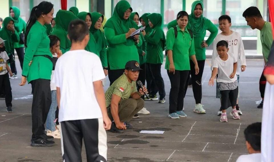 HUT Persit ke-80, Anak-anak Tarakan Bersorak di Lomba Permainan Rakyat