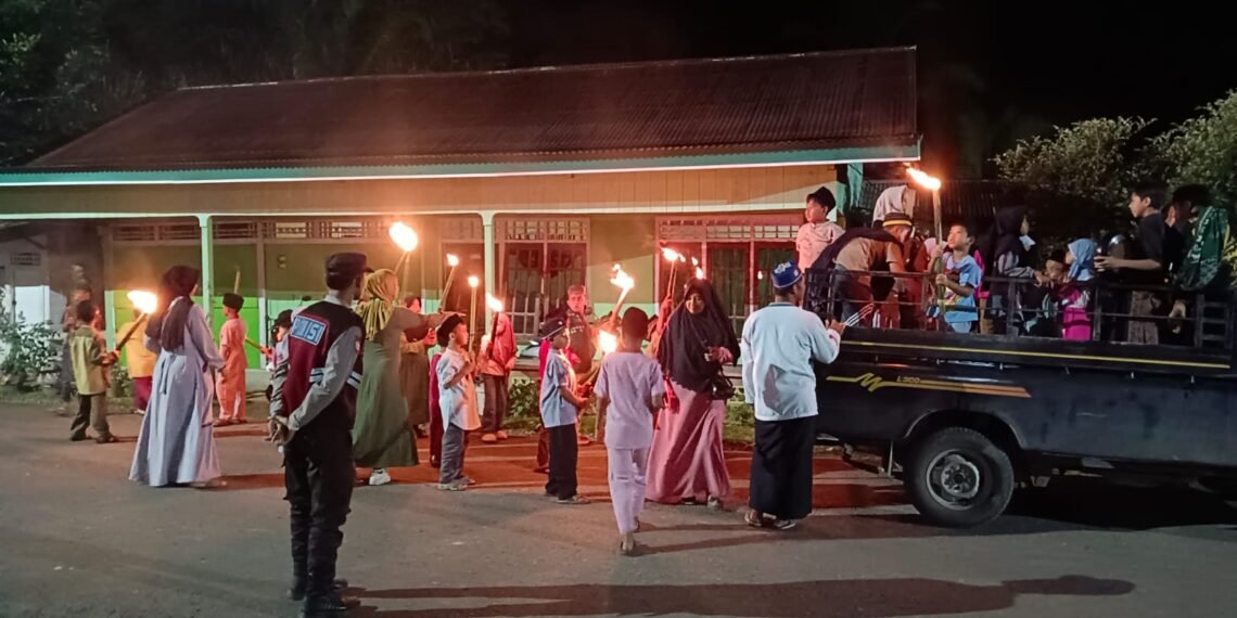 Polisi Amankan Pawai Obor Sambut Ramadan di Tanjung Palas Utara