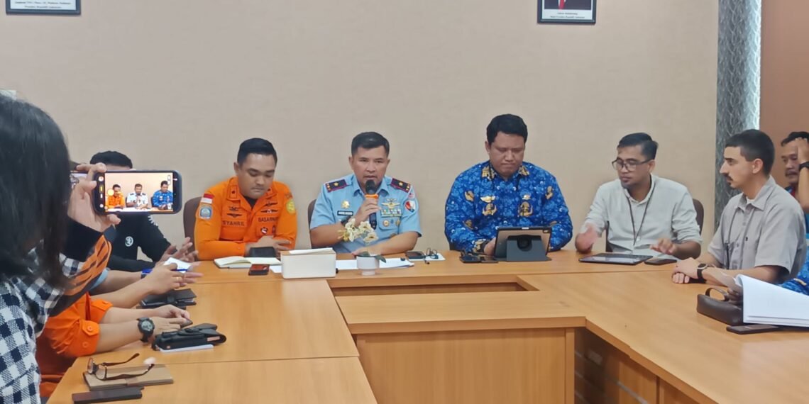 Investigasi KNKT Menyusul, Black Box Pesawat BBM Belum Teridentifikasi